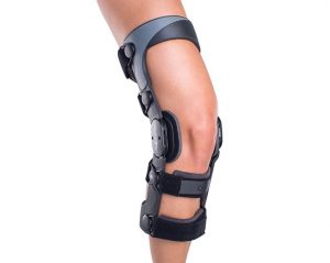 MCL tear treatment mike smith adelaide knee specialist knee arthroscopy reconstruction
