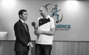 interview dr chien-wen liew ask the surgeon dr mike smith hip knee ankle foot shoulder trauma adelaide orthopaedic surgeon best photo